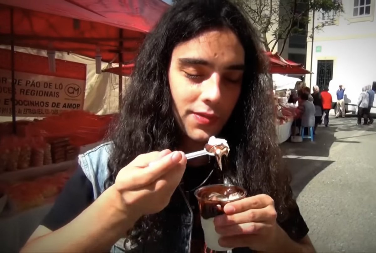 Bora fazer uma vaquinha para levar este gajo à #JMJLisboa2023 ?