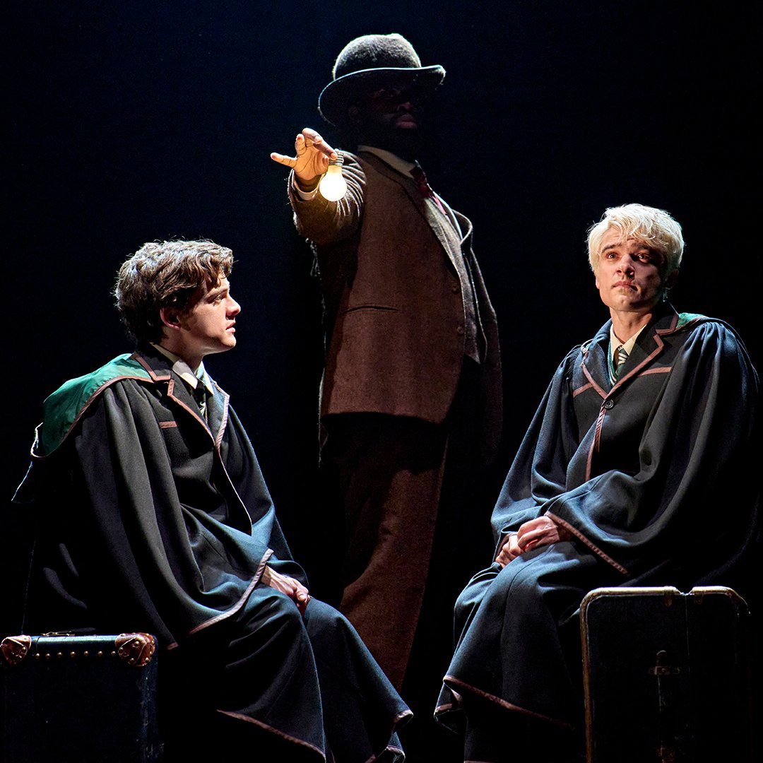 cursedchildca's tweet photo. https://t.co/3xGPHUM1Py