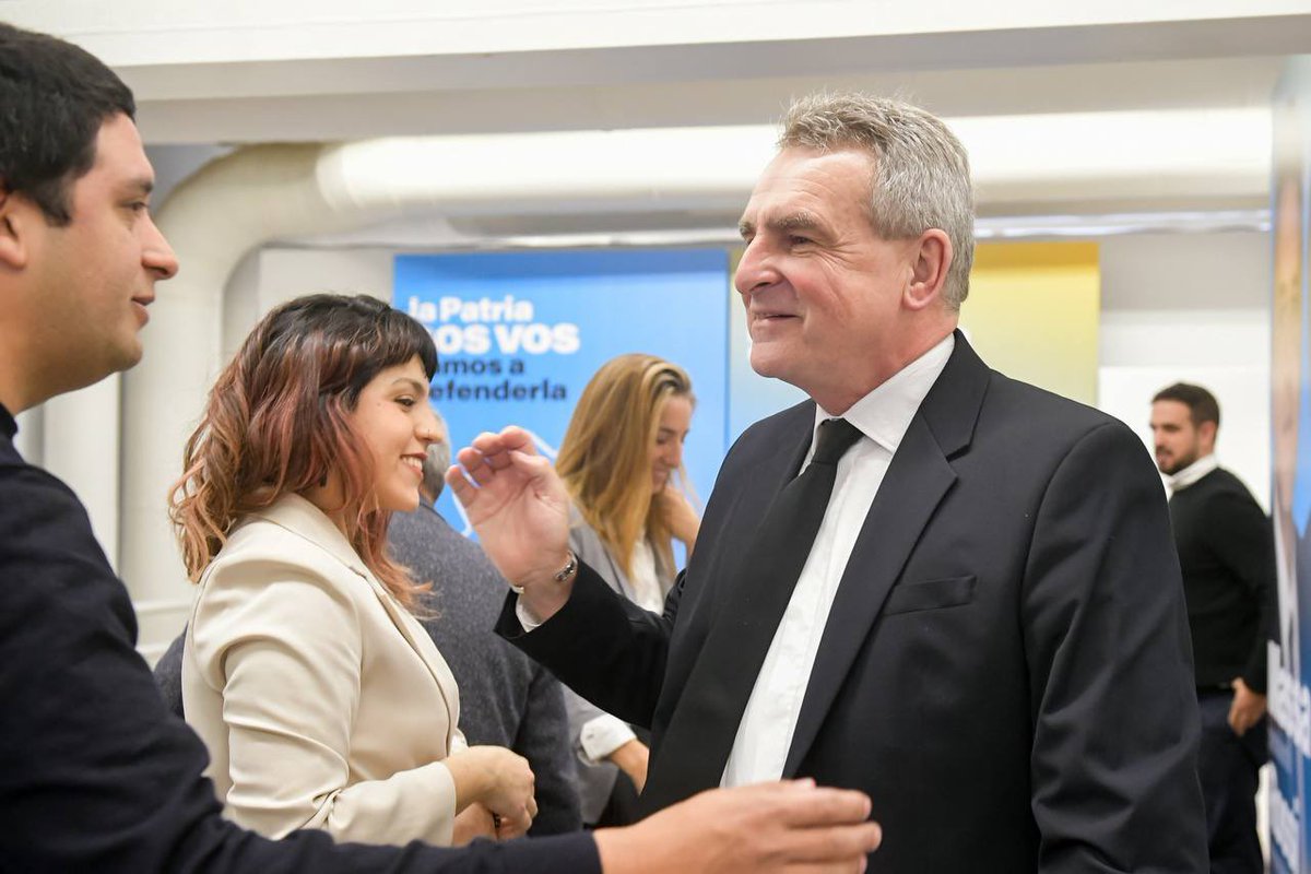 RossiAgustinOk's tweet photo. El @mercosur brinda oportunidades extraordinarias para potenciar el desarrollo de los países que lo integran. Sobre ello y acerca de los desafíos que enfrenta la región dialogamos junto a los candidatos y candidatas al @PARLASUR de @unionxlapatria. https://t.co/aX5KaENS09