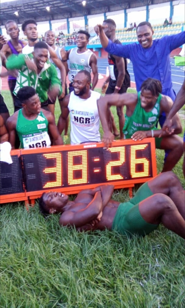 MakingOfChamps's tweet photo. ☎️Budapest is calling ✈️

The Nigerian men's 4x100m are on the brink of qualifying for the World Championships, running a Season's Best of 38.26s to move into the qualification zone. Nigeria is now ranked joint 14th in the Top 16. 

Hitting the mark at a crucial time 👏👏 https://t.co/ZMAKXWXcPw