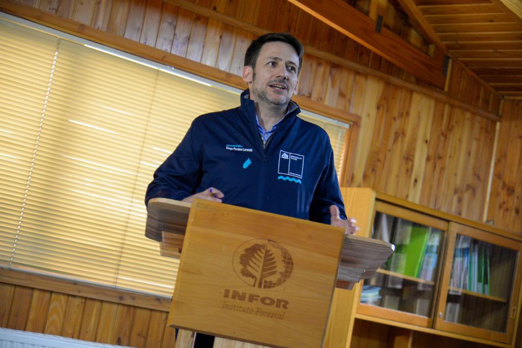 ¡Avanzamos en energías limpias y sostenibles! ⚡️🍃

En #Biobío ministros <a href="/DiegoPardow/">Diego Pardow</a> y <a href="/tvalenzuelavt/">Esteban Valenzuela Van Treek</a> firmaron convenio de colaboración para desarrollar una matriz de calefacción limpia para el sector residencial e impulsar la creación de una Estrategia Nacional de Bioenergía 👏
