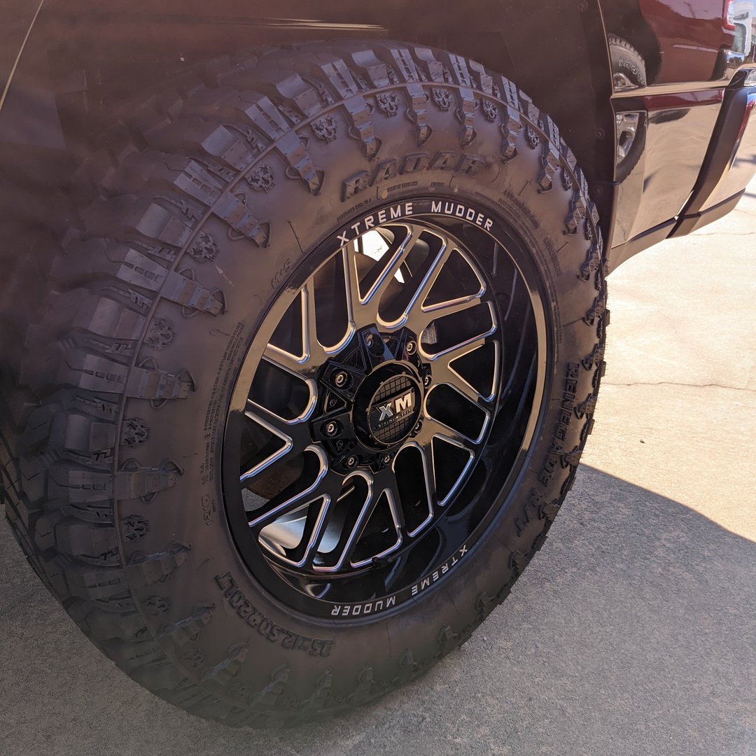 LandersCountry's tweet photo. 😗🎵🛞 We think you'll be rim-pressed with our stylish selection of parts and accessories! We never tire of helping your vehicle look its best: https://t.co/qKD17sOBBA https://t.co/pP6s6spPxd
