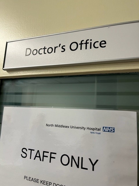 NM_Improvement's tweet photo. Even in the hallowed domain of the doctors office improvement still happens. The #Standardwork of the doctors communication board lives here. (No pic as it had PII on it) #Gembawithpurpose @NorthMidNHS https://t.co/TZEZluAhrW