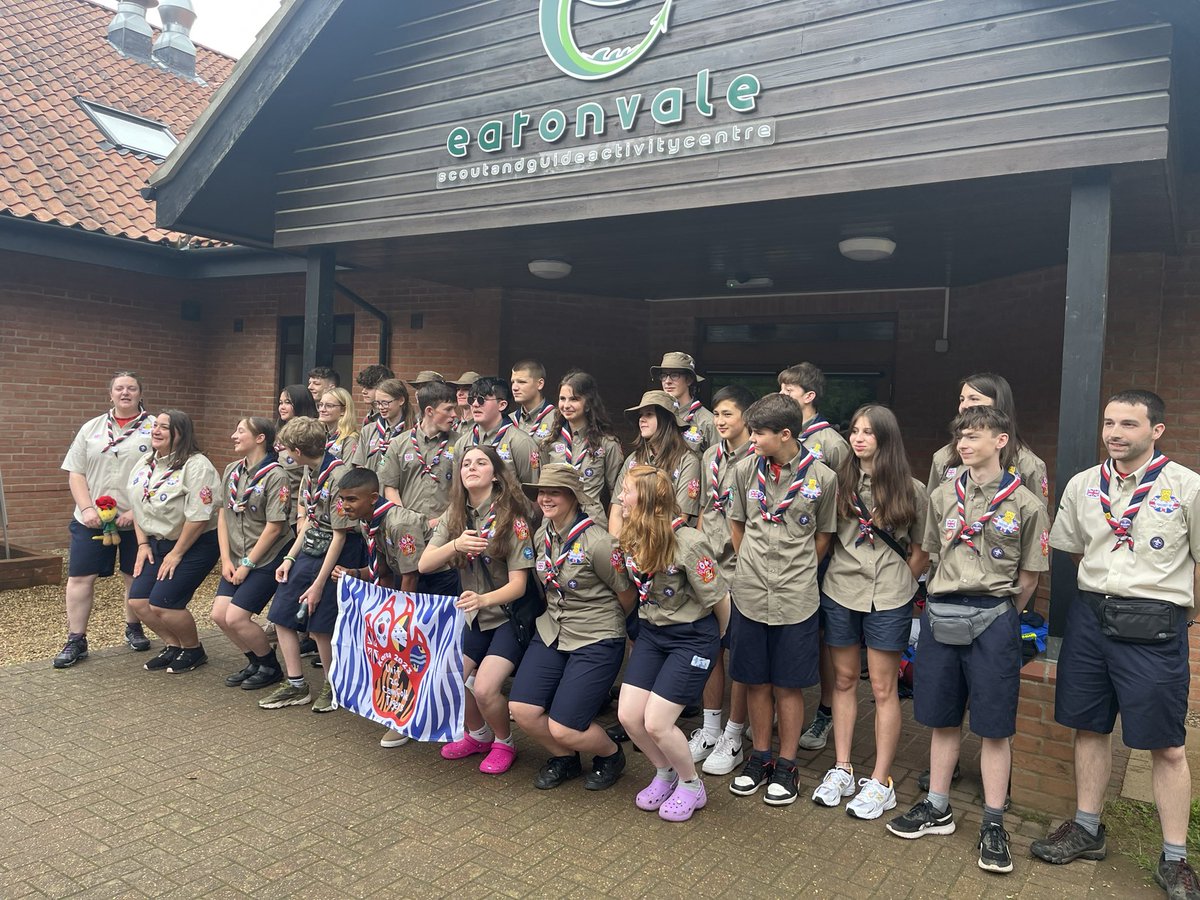 janewarden18's tweet photo. Unit 26 from @norfolkscouts are on thier way @UKContingent #camfolk tigers @scouts https://t.co/OI4HVKv0iX