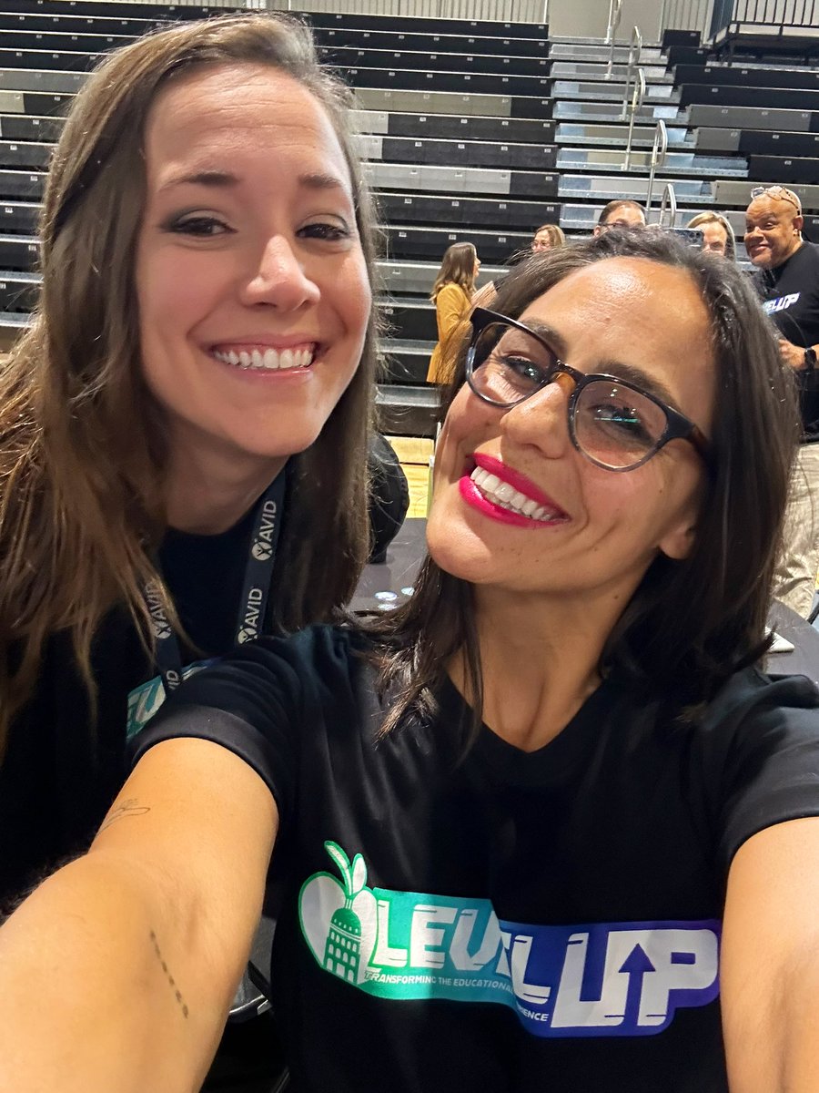 MKenderEDU's tweet photo. Get you a bestie/wifey combo! My favorite educator to collaborate with 🤟🏽🥹@WeAreAISD @AISD_OSL @Secondary_AISD #AISDlevelup https://t.co/Q2SS1MJj1z
