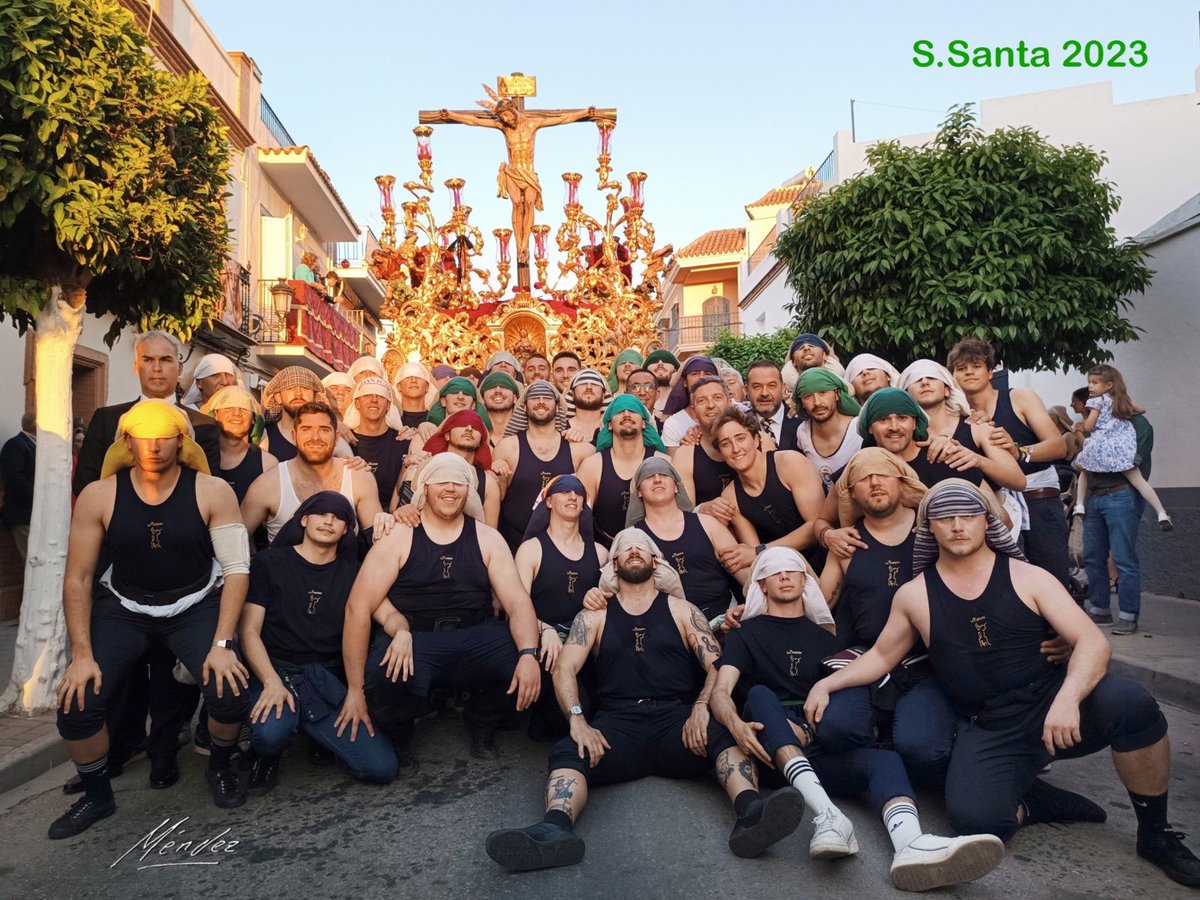 OscarGarcia_96's tweet photo. No somos 4 apellidos “ilustres”

Somos más 

Los Dali, Los Carmona, Los Peña, Los García, Los Sánchez, Los Ruiz, Los Bravo, Los Cruz, Los Rosano, Los Gil, Los Barragán, Los Rodríguez, Los Jiménez, Los Barranca, Los Bazán, Los Bello, Los Corredera, Los Estepa… 

Somos Vera Cruz https://t.co/njPc039dEE