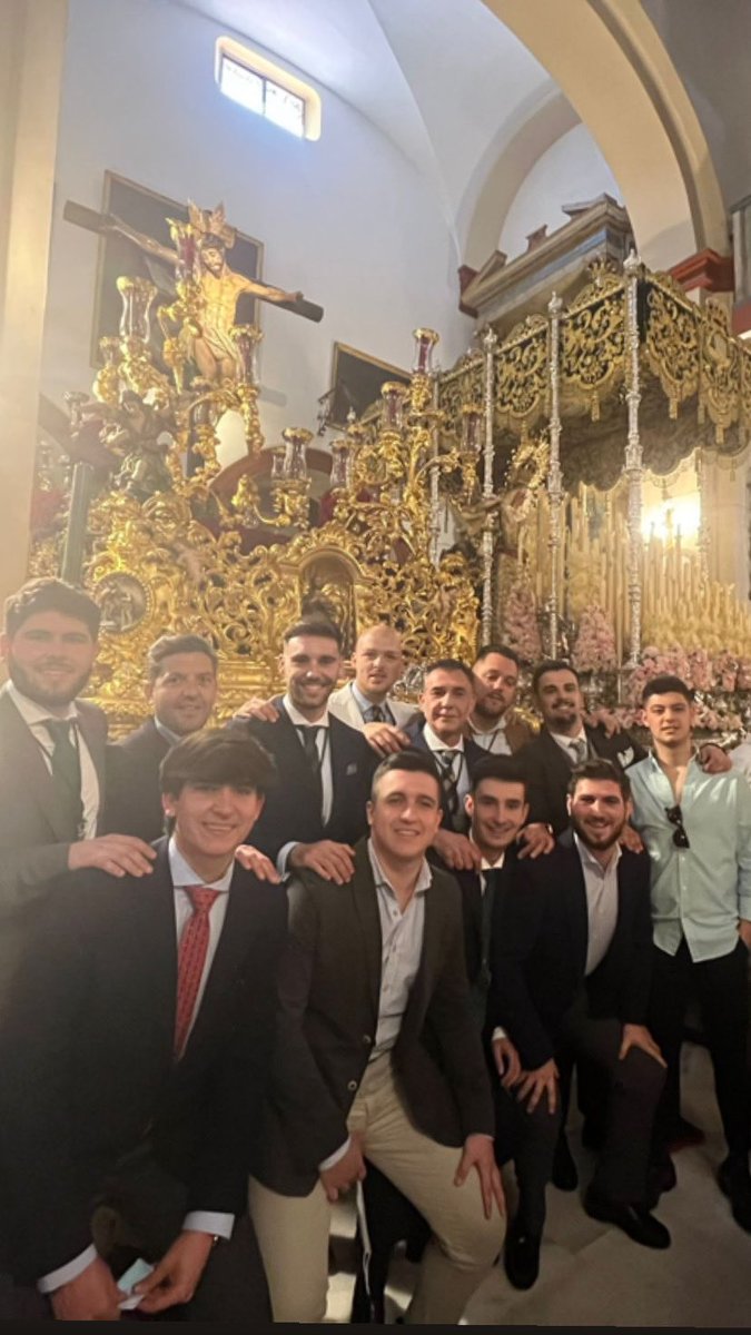 OscarGarcia_96's tweet photo. No somos 4 apellidos “ilustres”

Somos más 

Los Dali, Los Carmona, Los Peña, Los García, Los Sánchez, Los Ruiz, Los Bravo, Los Cruz, Los Rosano, Los Gil, Los Barragán, Los Rodríguez, Los Jiménez, Los Barranca, Los Bazán, Los Bello, Los Corredera, Los Estepa… 

Somos Vera Cruz https://t.co/njPc039dEE