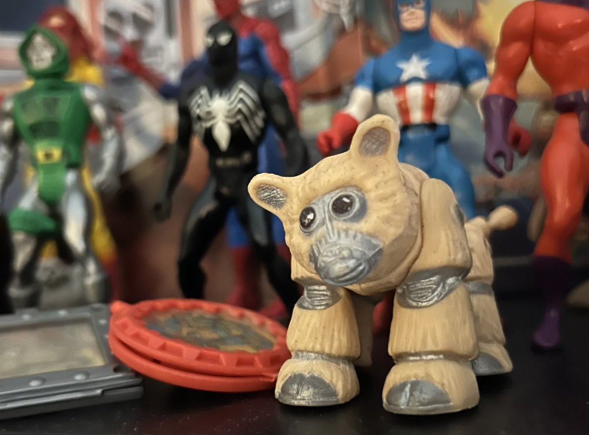 dano_cosmic's tweet photo. #Daggit was a favorite toy as a kid. My original was lost to time but picked it back up from the wonderful folks at @FarpointToys. https://t.co/H2M8nWzWlb