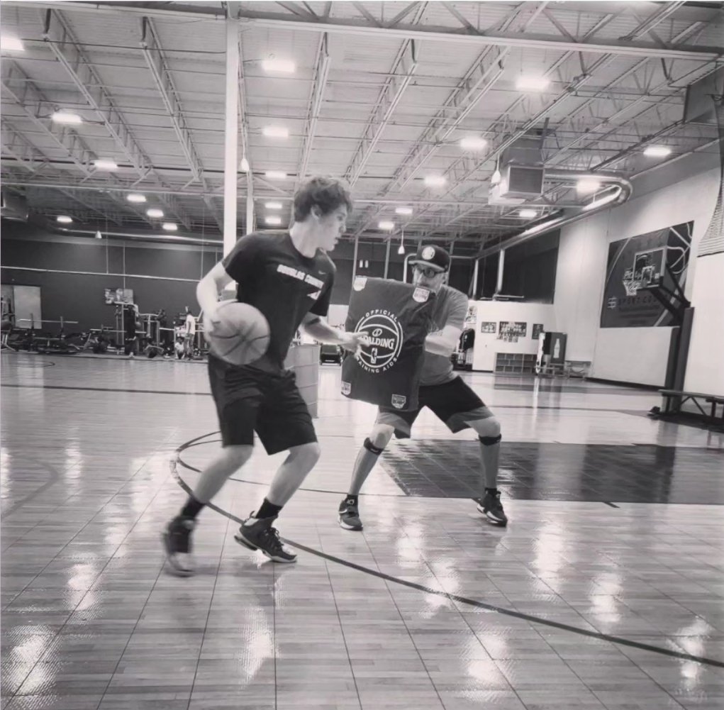 coachbugstroope's tweet photo. “You will get all you want in life, if you help enough other people get what they want.” - Zig Ziglar
#StroopeHoopAcademy #coachup #coachbug #cuworking https://t.co/OQjxouUnhm