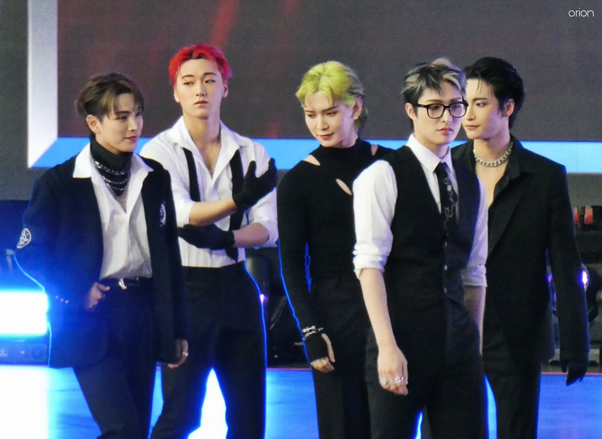 230722 Kpop Lux Madrid

#ATEEZ #에이티즈 #최산 #산 #SAN #HONGJOONG #YEOSANG #MINGI #SEONGHWA <a href="/ATEEZofficial/">ATEEZ(에이티즈)</a>