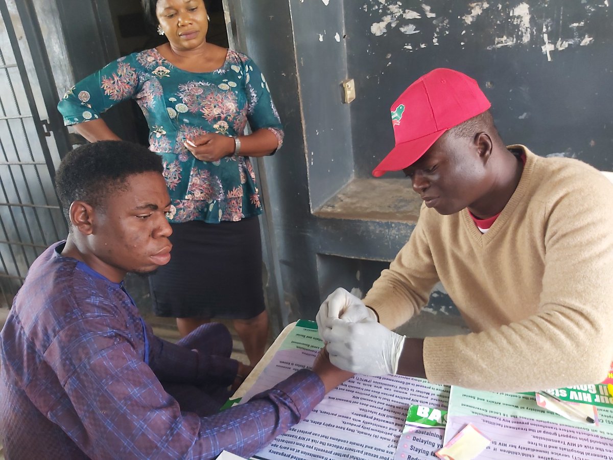 ODSACA1's tweet photo. To achieve epidemic control,there is need for collective responsibilities from all stakeholders to ensure that PLHIV yet to be linked to care are captured for immediate referral.
#stopindiscriminatespreadofhiv
@NACANigeria
@OndoStateHealth
@OndoInformation https://t.co/K8PfHbWnll