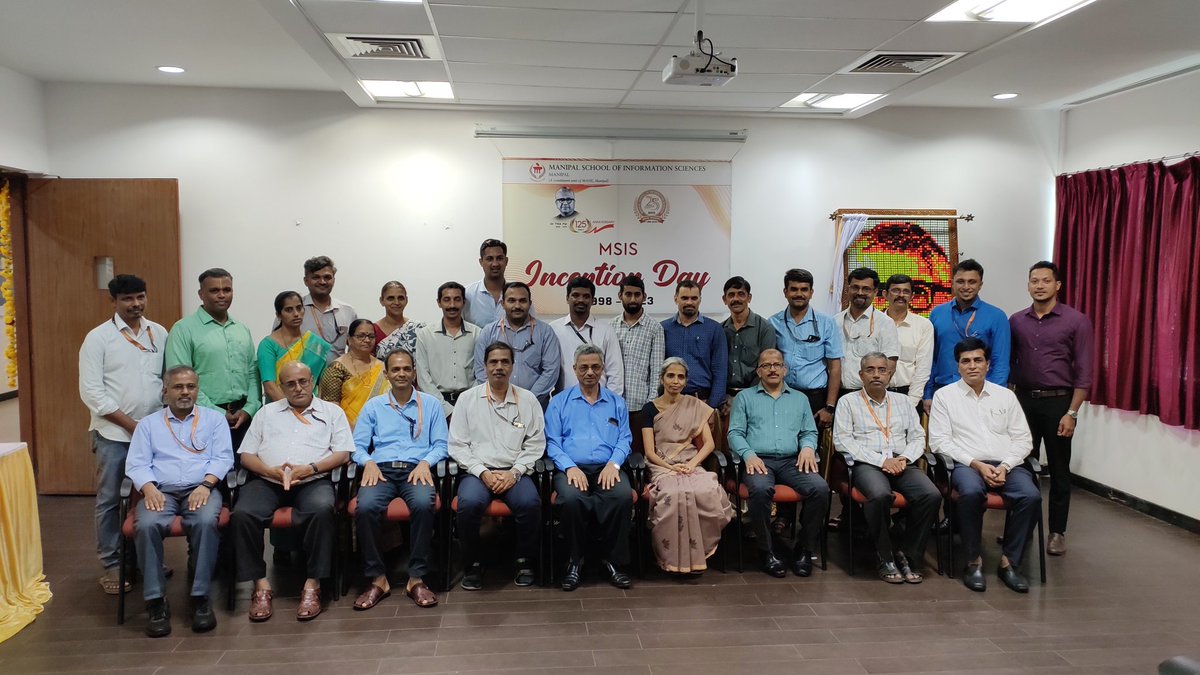 prithvimosaics's tweet photo. Dr. TMA Pai 125th birth anniversary
& Silver Jubilee - 25th year celebration of Manipal School of Information Science. 

Proud to tribute the artwork to the great visionary founder using 400 Rubik's cubes, which was unveiled by MAHE Pro-Chancellor Dr. H S Ballal. 

Special thanks to all the Professors for inviting me to be a part of today's event.
#manipal #drtmapai #msis #kmcmanipal