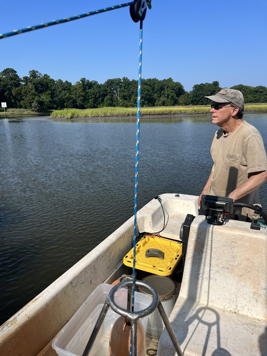 FanofAnnelida's tweet photo. Back on the water with the Chesapeake Bay #BenthicMonitoring Program!! https://t.co/XQKXUMgaXb