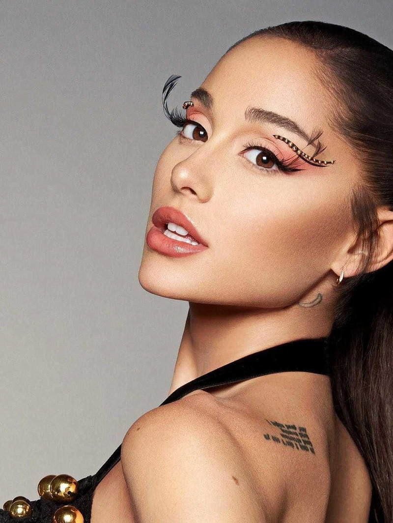 PopTingz's tweet photo. Today marks 1,000 days without a new Ariana Grande album. https://t.co/EifERVyQBb