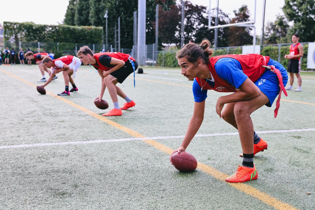 FFFA_officiel's tweet photo. Retour en images sur les détections des Équipes de France masculines et féminines U17 et U15 de Flag Football 🔥

Au total, une petite centaine de joueurs et joueuses se sont retrouvés 🏈

Pour en savoir plus ➡️ https://t.co/vjl2qo7yM5

📸 TL7 https://t.co/FBSs4dFgBl