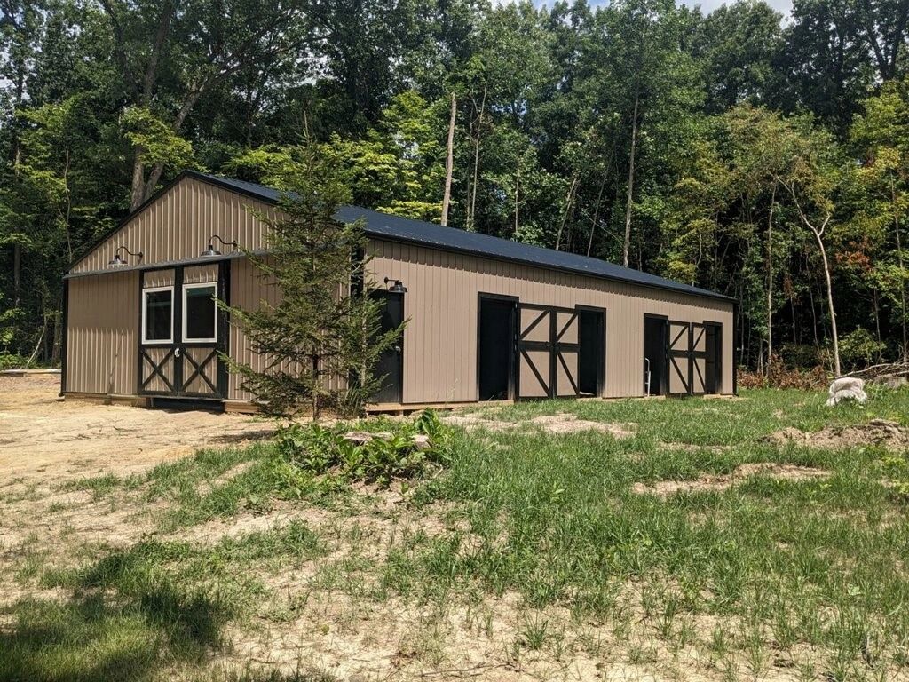 inc_blitz's tweet photo. Check out this quality build we recently completed! If you’re in the market for pole barns or post-frame buildings, reach out to our team. (800-628-1324) #BlitzBuilders #BuildWithBlitz

https://t.co/KxtuedTX7T https://t.co/pRWduUg91L