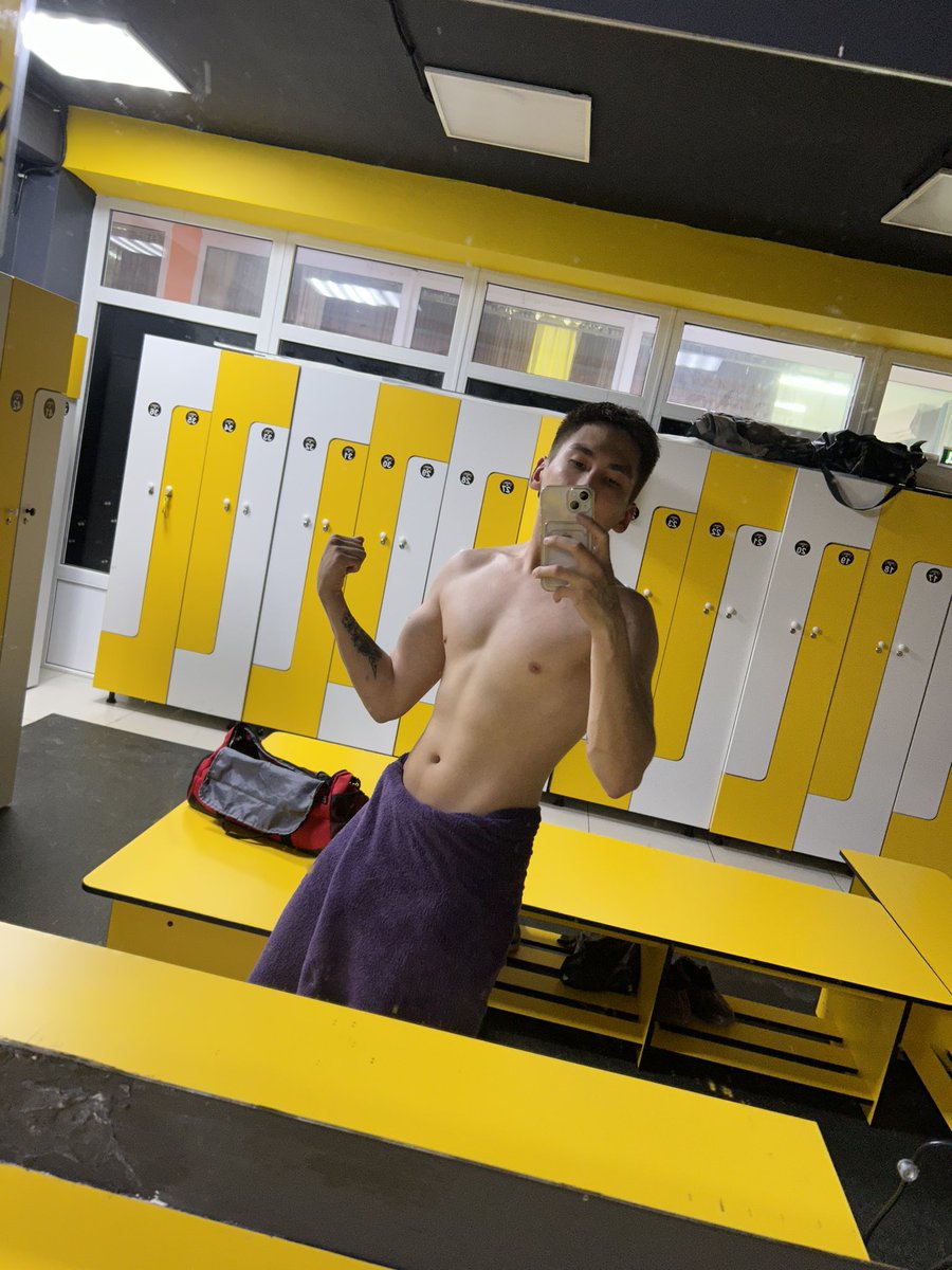 вот такого себя я люблю и уважаю,
потихоньку будем делать форму, будем делать эстетику