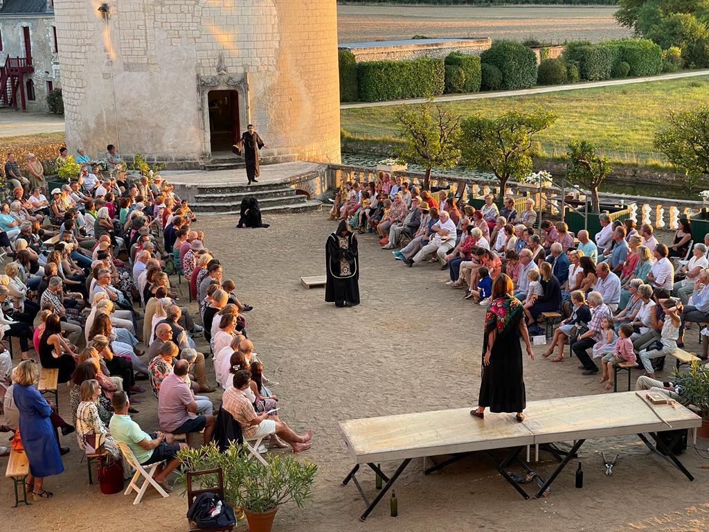 Visite du Château de la Motte de Sonzay en #gatineracan et spectacle de théâtre « Arlequin Poli par l’Amour » 🏰

C’est le vendredi 25 août à partir de 17h à Sonzay 📍

👉 Détails, tarifs et réservations obligatoires sur gatine-racan.fr/tourisme-patri…