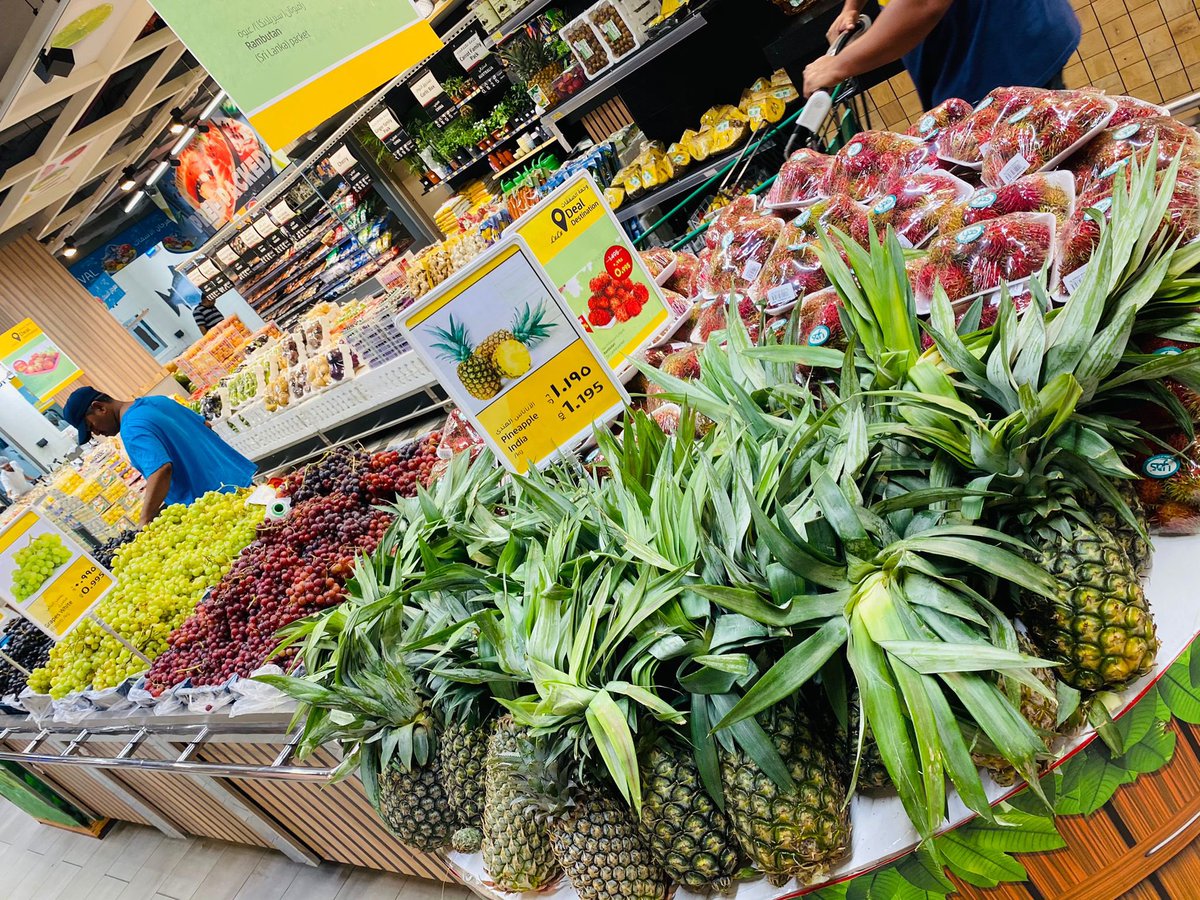 SangmaConrad's tweet photo. Congratulations Silchang Dimrimbri Palwa Ading IVCS, East Garo Hills District & #Meghalaya Agriculture Dept. for exporting over 1MT of pineapples to #Kuwait #AbuDhabi & #Sharjah. After Khasi Mandarin, exports to Gulf shores successfully fetches farmers 2x prices for #Kew #pineapples.

@nstomar @AgriGoI