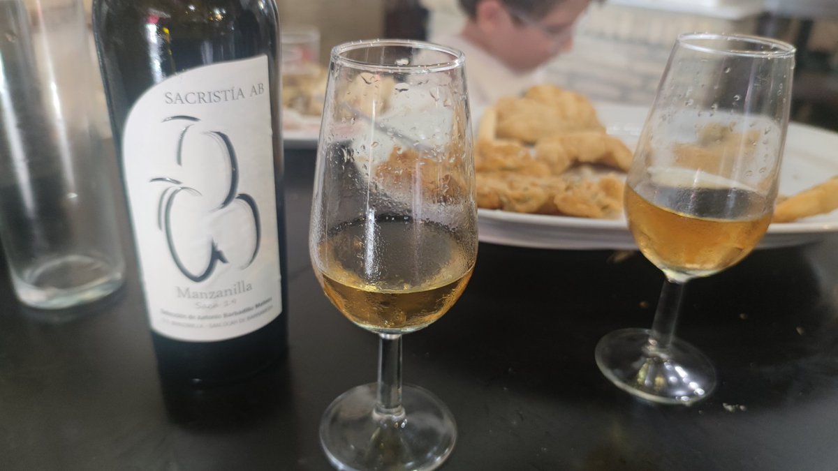 Bosco Martin (@boscomartin) on Twitter photo Sanlúcar.
Casa Balbino.
Manzanilla <a href="/SACRISTIAAB/">SACRISTÍA AB</a>
Y disfrutarla junto a D.Antonio Barbadillo.
Un lujo.
<a href="/JoseleBernabe/">Josele Bernabé</a> Sanlúcar.
Casa Balbino.
Manzanilla <a href="/SACRISTIAAB/">SACRISTÍA AB</a>
Y disfrutarla junto a D.Antonio Barbadillo.
Un lujo.
<a href="/JoseleBernabe/">Josele Bernabé</a>