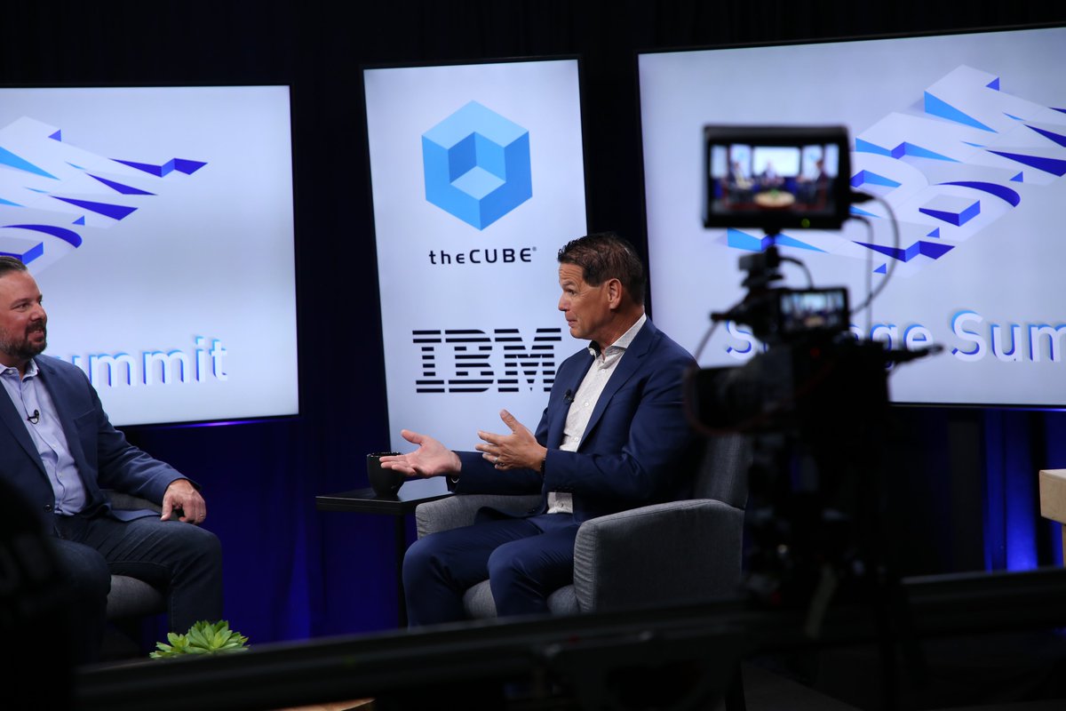 theCUBE's tweet photo. Did you miss @theCUBE’s coverage of @IBM Storage Summit event?

📺 Don’t worry! You can watch theCUBE’s full recap at https://t.co/J3PPSkmluM

#IBMStorageSummit #theCUBE #AI #CloudNative #CyberResilience #EnterpriseTech  @WohlfordDR https://t.co/LvYboJwOui