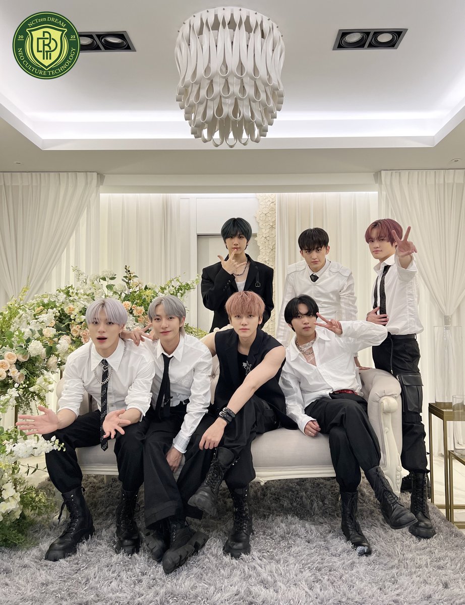 DREAM_archive__'s tweet photo. 드림 광클 

2023.07.27 #NCTDREAM #ISTJ #사인회 📷 https://t.co/bloaWSi8ct