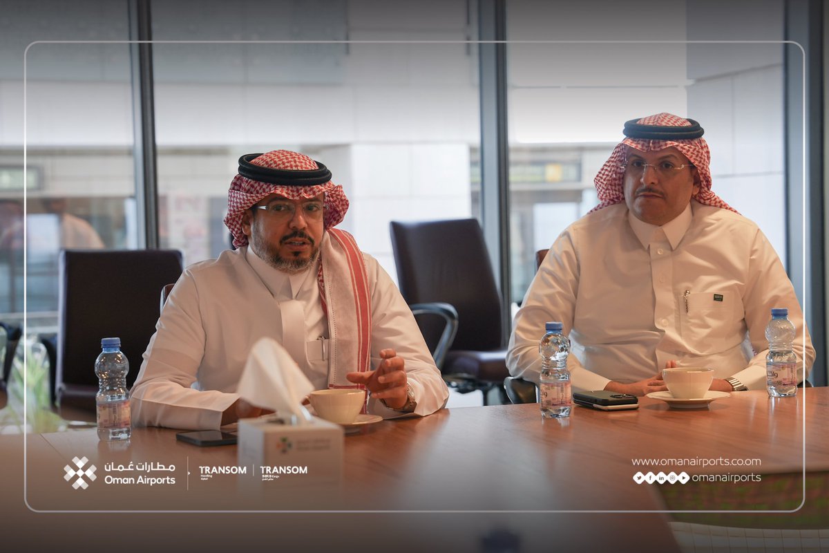 OmanAirports's tweet photo. سعدنا باستقبال وفداً من شركة مطارات القابضة في المملكة العربية السعودية @MATARAT_KSA وذلك في إطار تبادل الخبرات وبحث آفاق وآليات التعاون المستقبلي في مجال سلسلة التوريد لضمان مرونة واستدامة سلاسل التوريد المتبادلة.

#مطارات_عُمان https://t.co/TTLHYp1lNF