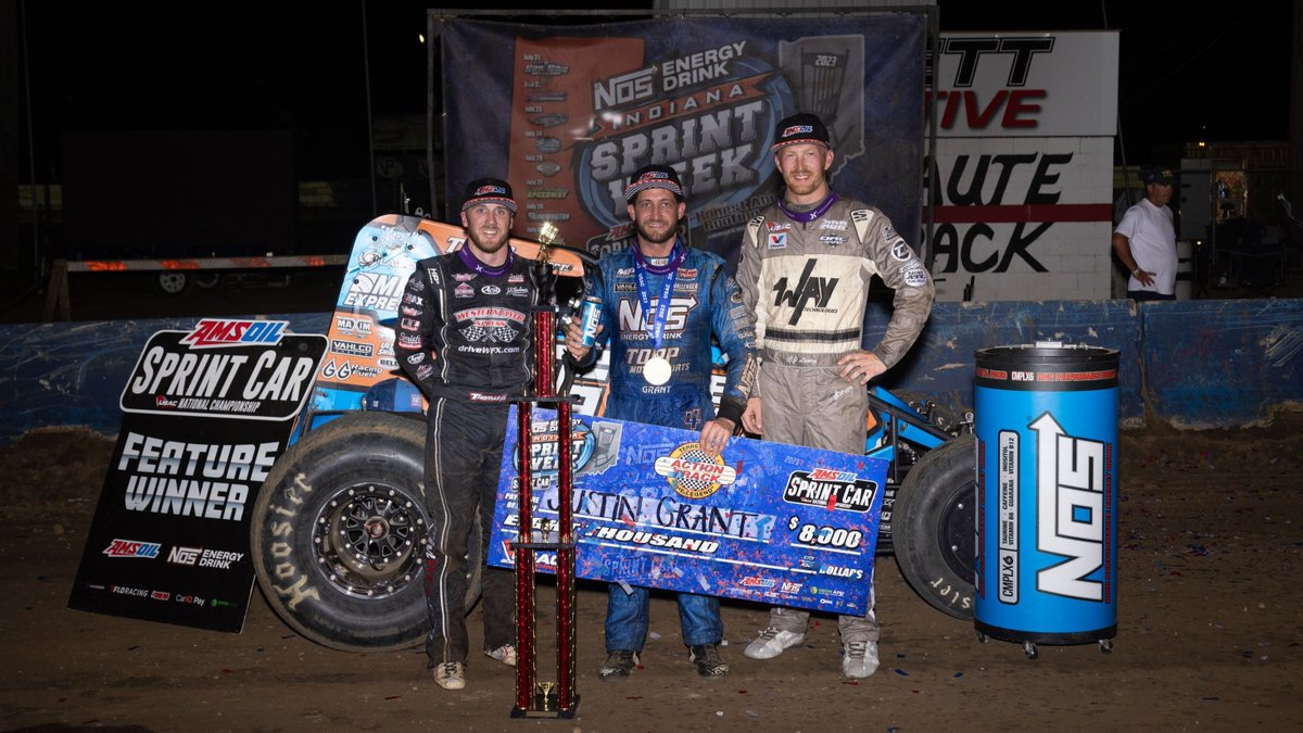 RacingProMedia's tweet photo. Justin Grant became the 10th individual to join the 40-win club
#JustinGrant #KevinThomasJr #CJLeary #USAC #SprintCar #Racing #Winner #Indiana #Dirt #TerreHaute #ActionTrack #Amsoil #NOSEnergyDrink #DonSmithClassic
https://t.co/VWE2bVrsAr https://t.co/gcbns21zFH