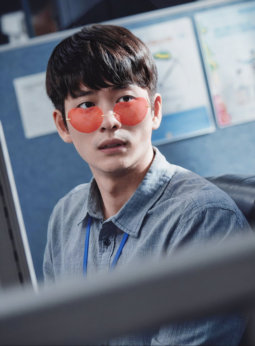 yourside_kto's tweet photo. 초큼 푸석해보이는 나형사님께
귀여움 한스푼..... https://t.co/evAzTmaAYV