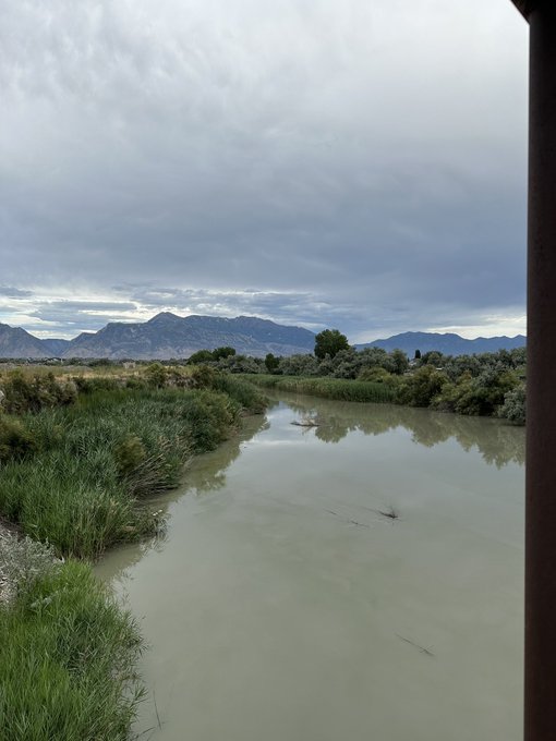 Why did you move to Utah?  Because now I get to see all this😍 and not dirt and rocks in Vegas while it&rsquo;s<a href="/tag/booty"class="tags"><span>#booty</span></a>