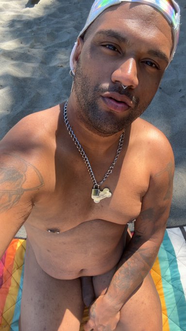 Beach time from yesterday https://t.co/llFBbNY3h1<a href="/tag/findom"class="tags"><span>#findom</span></a><a href="/tag/cashmaster"class="tags"><span>#cashmaster</span></a><a href="/tag/cashfag"class="tags"><span>#cashfag</span></a>