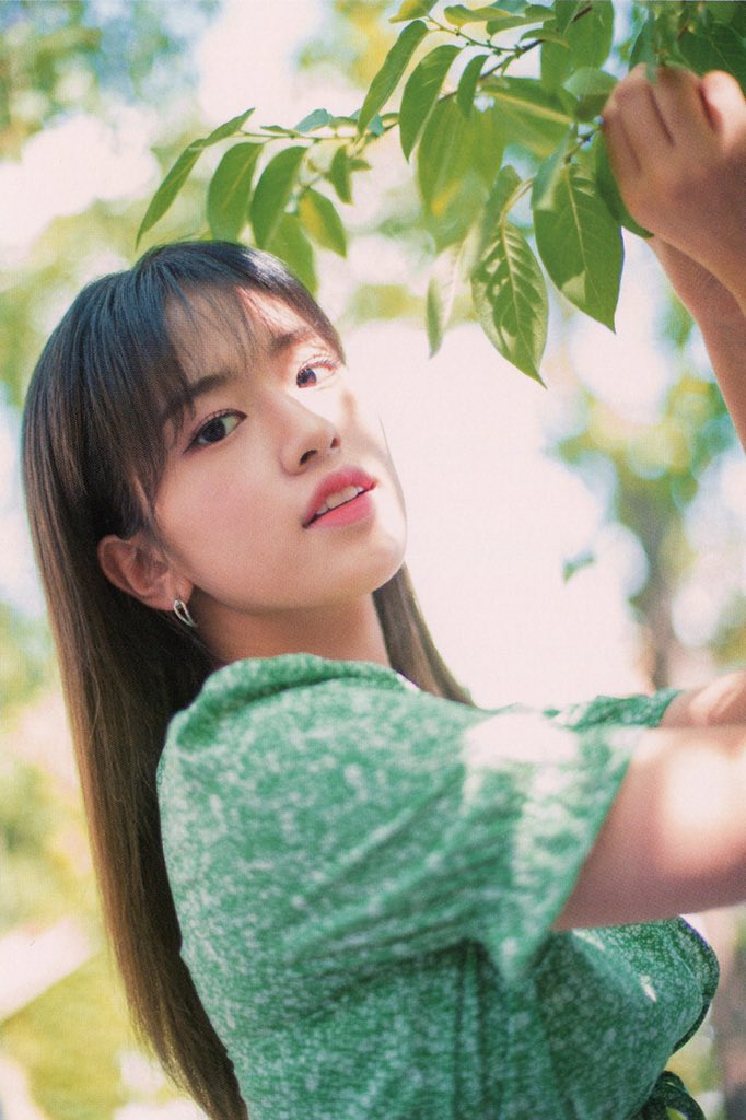 9_1_5_6_7's tweet photo. 유진이의 여름이 너무 좋다니까 https://t.co/nIrIc3kNUs