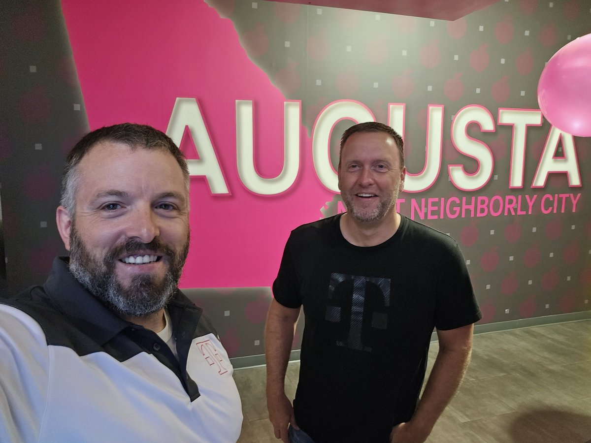 Ran in to one of my fav leaders at <a href="/TMobile/">T-Mobile</a>  while at our beautiful #AugustaCEC <a href="/ChappyCLT/">Matt Chappell</a> is 1 of the best, invested &amp; ALWAYS there to support, mentor, &amp; just connect. Matt is Def on my short list of leaders to work with!  
#LeadByExample
#Inspire
#SetTheVibe
#Leader4ThePeople