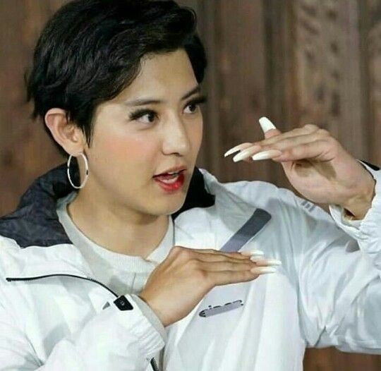 mostlybaekyeol's tweet photo. this meme came into existence lmao😭 https://t.co/IIjFAiBKBC