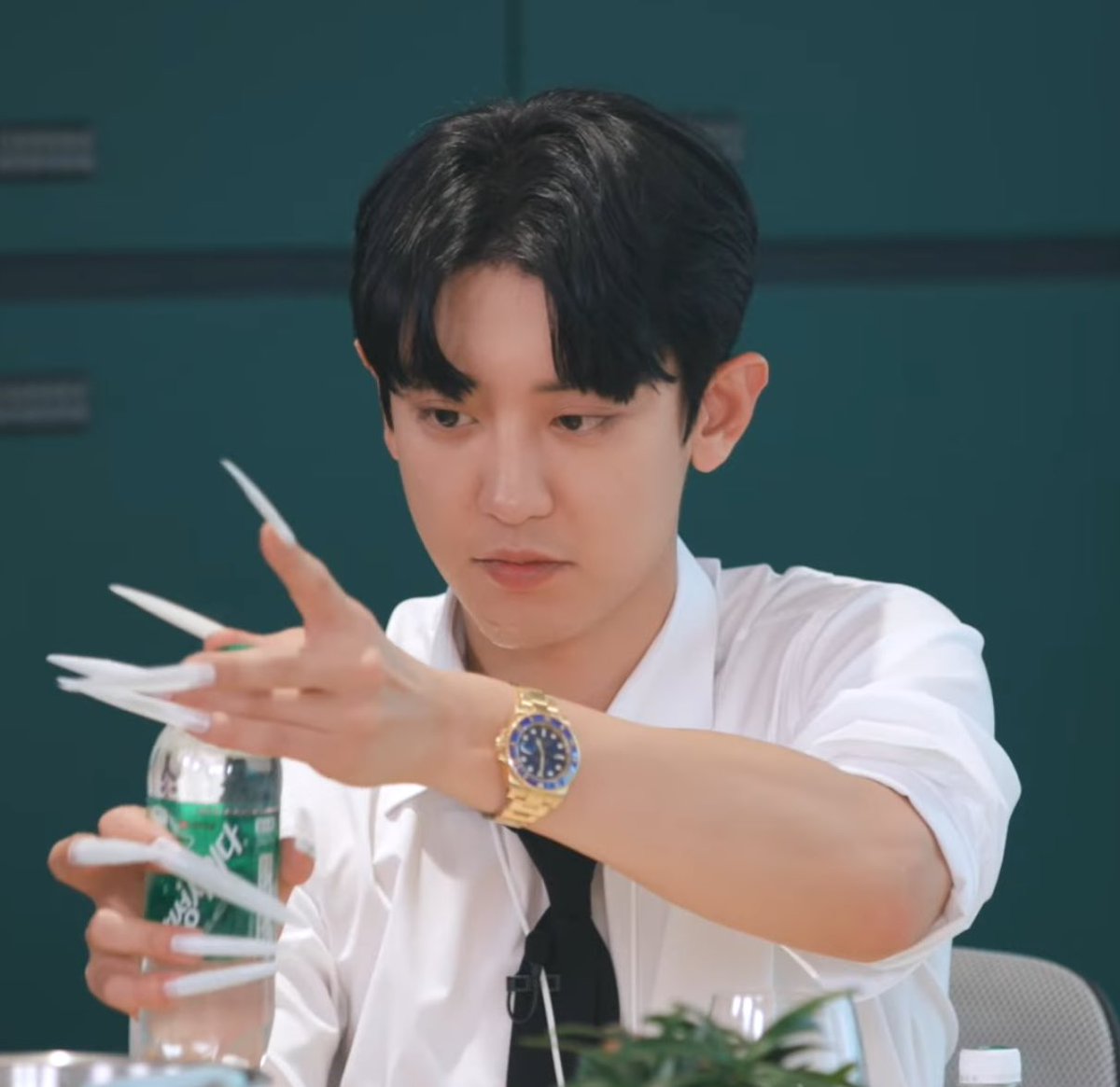 mostlybaekyeol's tweet photo. this meme came into existence lmao😭 https://t.co/IIjFAiBKBC