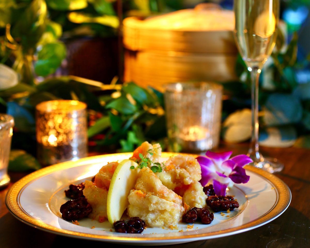 tasteblog's tweet photo. Fried Prawns with Candied Walnuts, Inspired by Wing Lei-Las Vegas https://t.co/AtNelQHKCx via @tasteblog #winglei #prawns #wynn #LasVegas https://t.co/fd8QBfXjLd