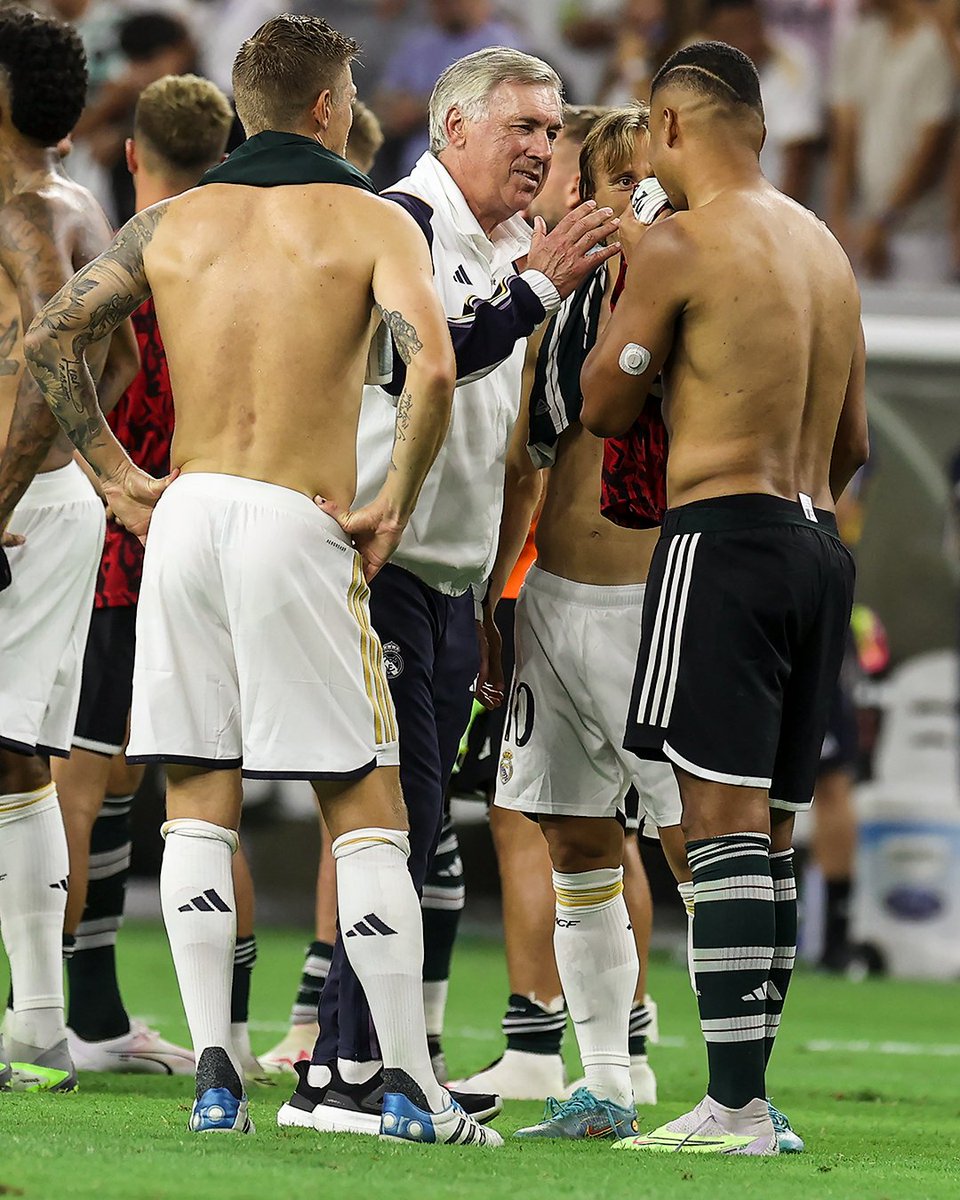 realmadriden tweet picture