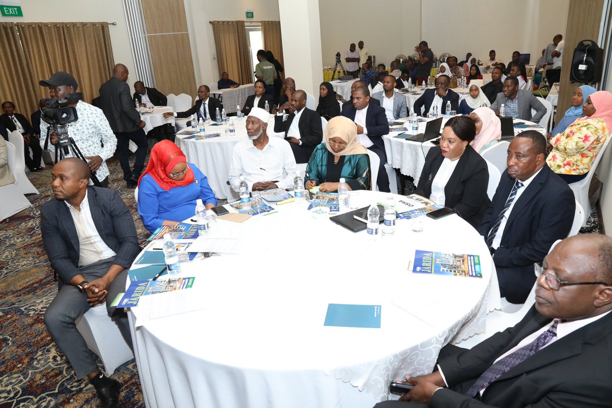 GertrudeSima's tweet photo. Today I had an opportunity to deliver remarks on behalf of @ILO_EastAfrica Director a.i Mr @JC_ILO in an historical event of #OSH MoU signing ceremony by @TanzaniaOsha & #DOSH #Zanzibar I underscored the importance of #OSH at workplace in sync with ratification of #C155 & #C187 https://t.co/DYlgXXRkCw
