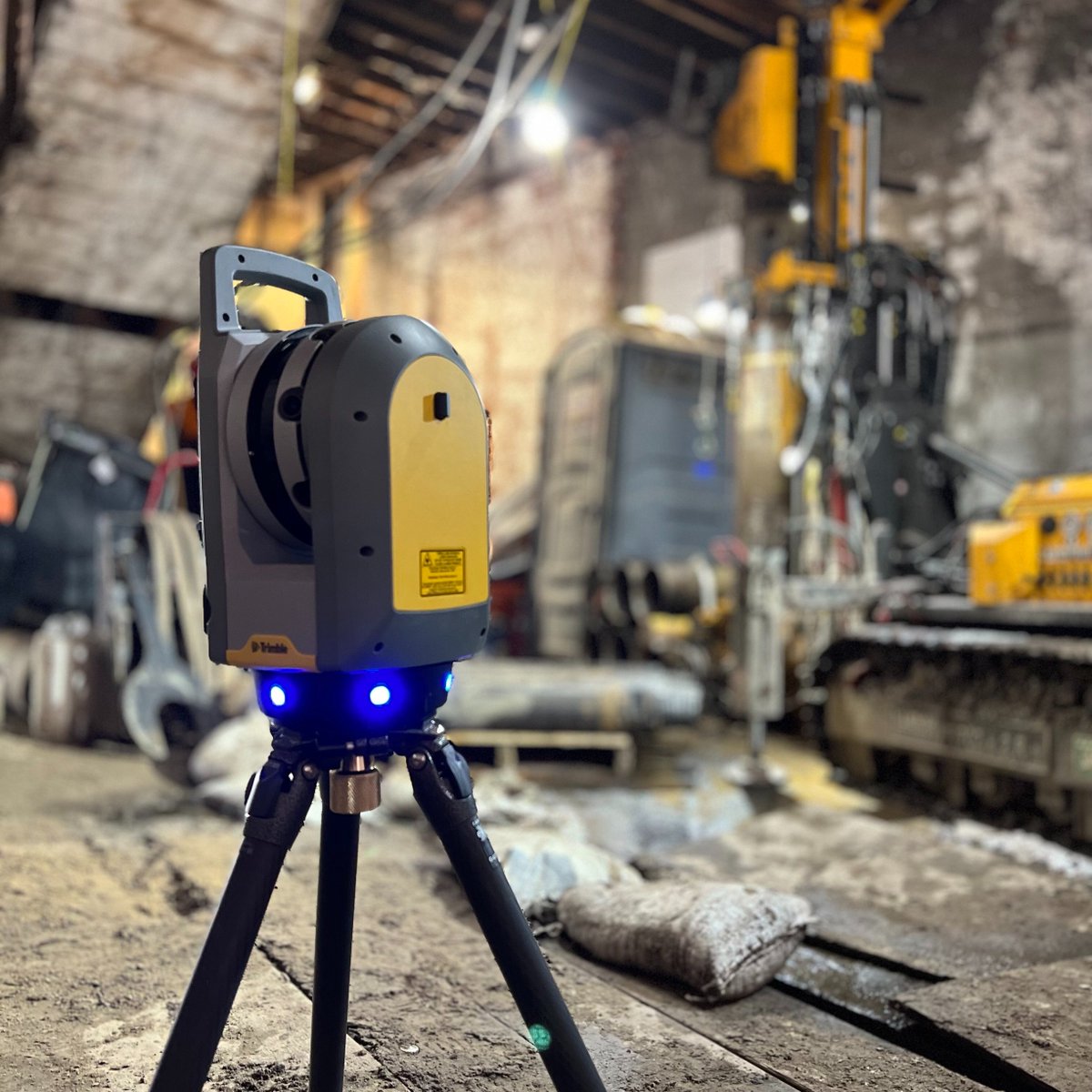 Trimble’s X7 is being used to scan a building after being demoed. The #trimble Trimble X7 allows for confidence in data collection. Reach out to your local #buildingpoint for a Demo today.

#construction #contractors #workplacetechnology #constructionequipment #constructionlife