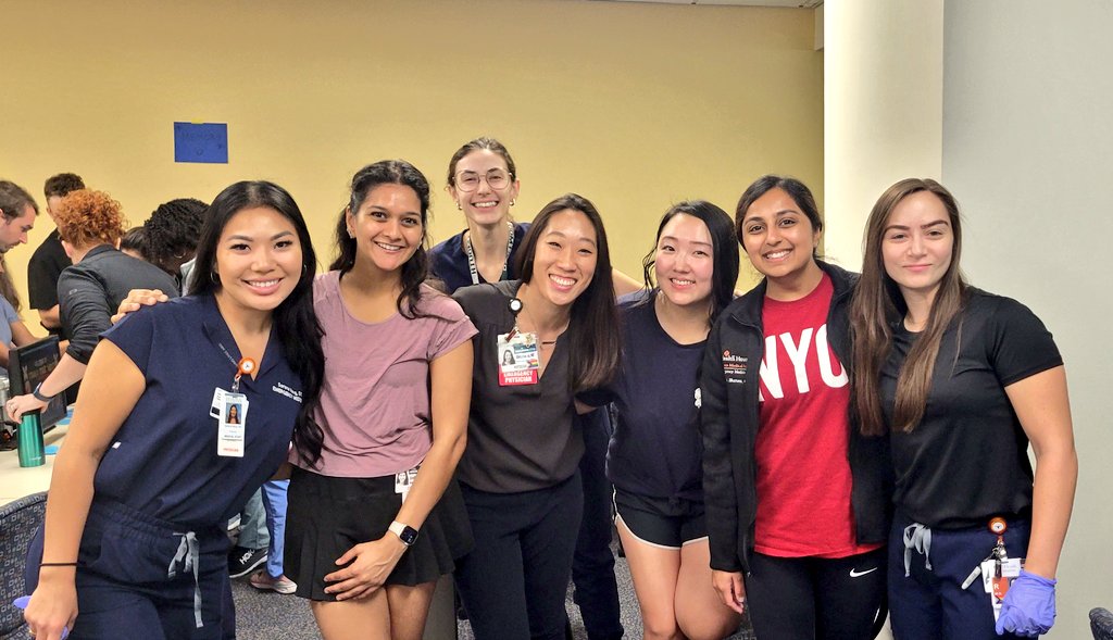 Third place in Sono games last week and first place in procedures relay race this week?! Our #EMconf has been 🔥 and I'm so proud of our #emresidents and students! <a href="/elegantdolla/">Sunny Elagandhala (he/ him)</a>  <a href="/McGovernMed/">McGovern Med School</a> <a href="/UTHealthEM/">UTHealth-Houston Emergency Medicine</a> <a href="/UTHoustonEMRes/">UT Houston EM Residency</a>
