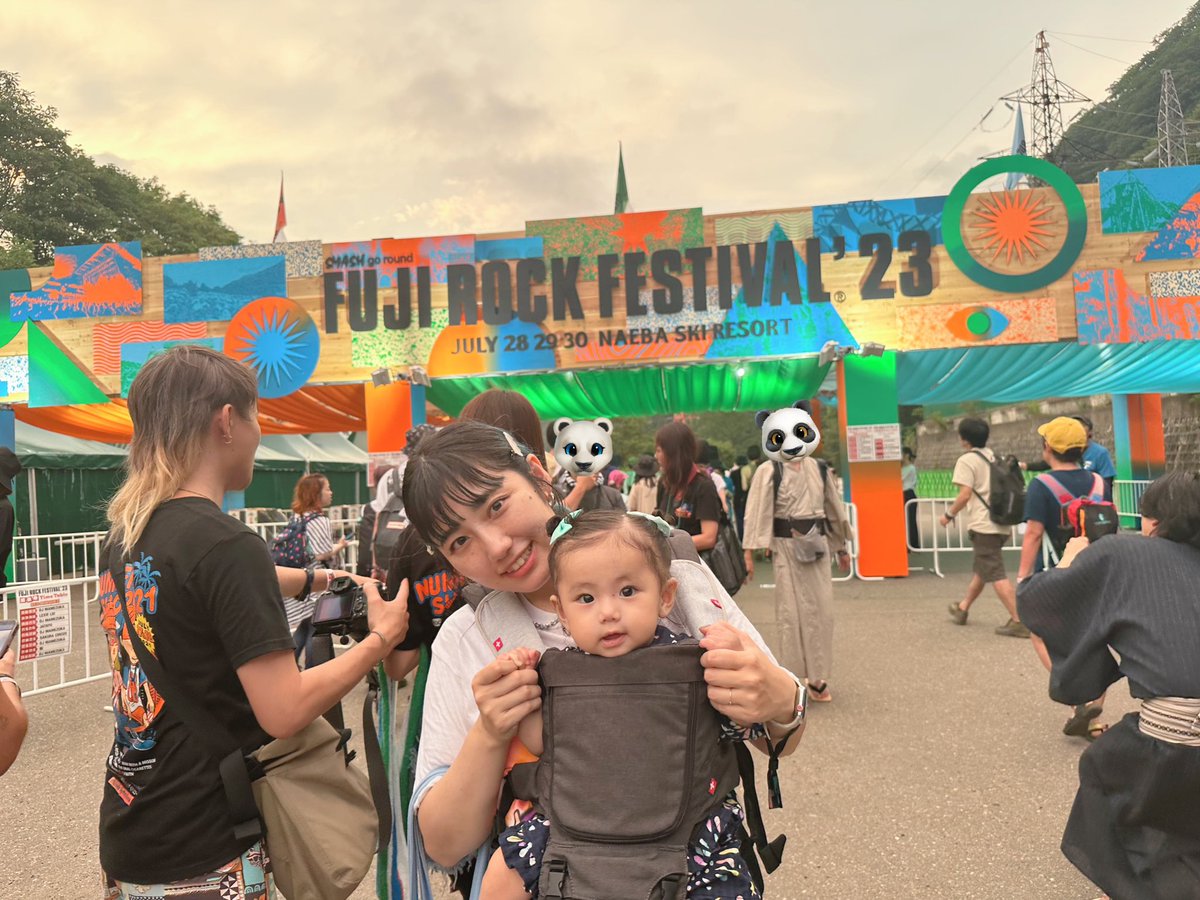 chr_mew's tweet photo. 娘フジロック初参加！無理なくほどほどに楽しみます💓 https://t.co/VltEj8Qlfh