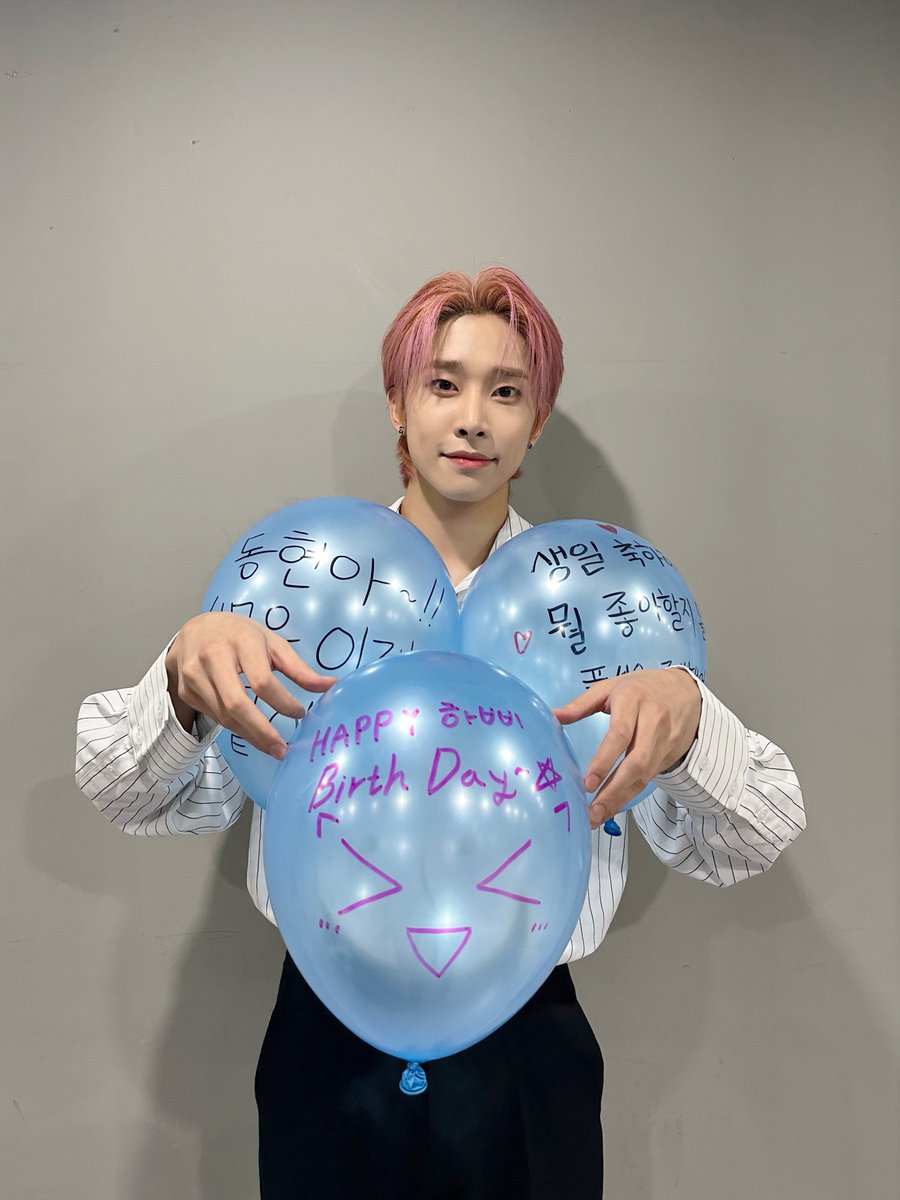 TRENDZ_OFFCL's tweet photo. [#리온]

7월이니까 아직 내 생일은 끝나지 않아따.🫶

#FROM_TRENDZ #TO_FRIENDZ #TRENDZ #트렌드지 https://t.co/5iaY7ZBBrw