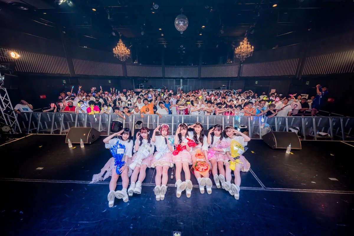 rose_collage's tweet photo. 『rosé collage 
                      現体制終了LIVE』
@ 新宿ReNY

皆様のおかげでここまでこれました！
最後の最後までありがとうございました!!!

#ロゼコラ https://t.co/3y8z4XqzNq