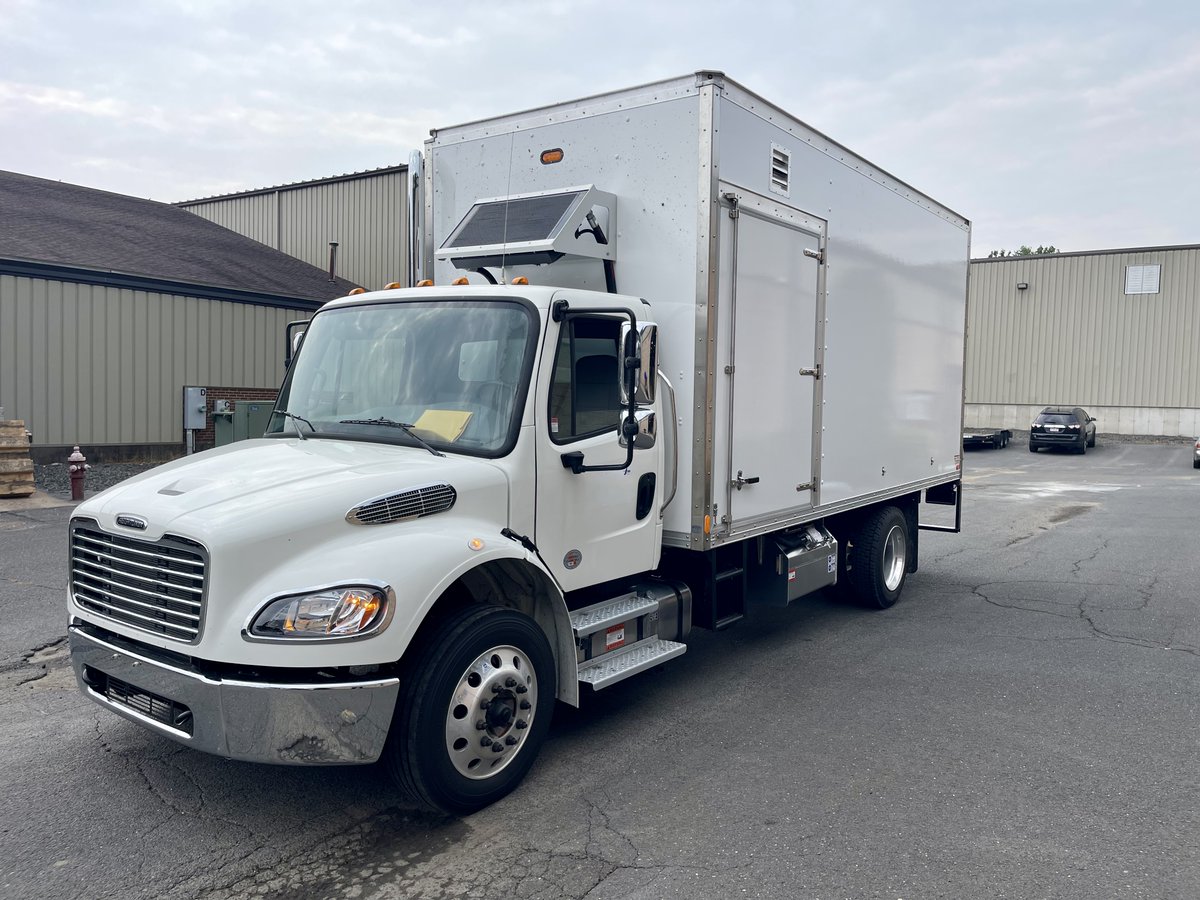 ValleyGrnShred's tweet photo. 🚛🔥 Exciting News! 🎉 Our fleet just got bigger with a new on-site shredding truck! 🌟🔒 Say goodbye to worries about sensitive documents, as this shredding beast guarantees secure, on-the-spot destruction. 🗂️🔐 #ShreddingTruck #OnSiteSecurity #ConfidentialityMatters https://t.co/5FAcabofGh