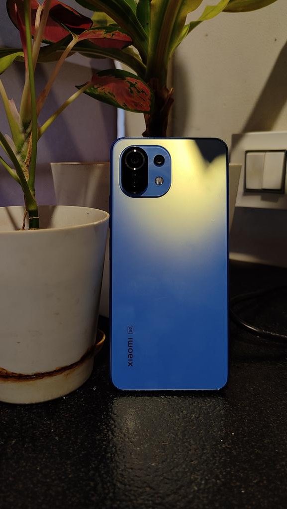 Naik6Ashwin's tweet photo. This is my 4th Love towards Xiaomi❤
Slimmest, Lightweight smartphone I have ever used that's #Xiaomi11LiteNE5G ❤😍 it has never disappointed me. Thank to #XiaomiIndia for this Love ❤
#Redmi12WithFans #XiaomiInsider
@alvintse @hawkeye @s_anuj @gautmeluv @themakeavish https://t.co/C8b1EYgwmp