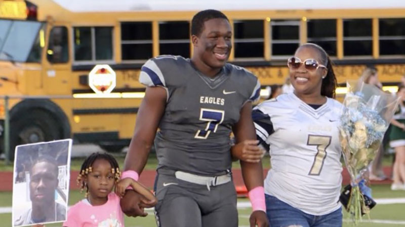 Margate Talk (@margatetalk) on Twitter photo Former North Broward Prep Running Back Daniel Parker Announces New College Pick margatetalk.com/north-broward-… <a href="/Dp7_era/">Daniel Parker</a> <a href="/NBPSAthletics/">NBPSAthletics</a> <a href="/NBPFootball/">NBP Football</a> <a href="/LionUpFootball/">Southeastern Football</a> <a href="/NBPSEagles/">North Broward Prep</a> <a href="/FHSAA/">FHSAA</a> <a href="/mattrothman3/">Matty Rothman</a> Former North Broward Prep Running Back Daniel Parker Announces New College Pick margatetalk.com/north-broward-… <a href="/Dp7_era/">Daniel Parker</a> <a href="/NBPSAthletics/">NBPSAthletics</a> <a href="/NBPFootball/">NBP Football</a> <a href="/LionUpFootball/">Southeastern Football</a> <a href="/NBPSEagles/">North Broward Prep</a> <a href="/FHSAA/">FHSAA</a> <a href="/mattrothman3/">Matty Rothman</a>
