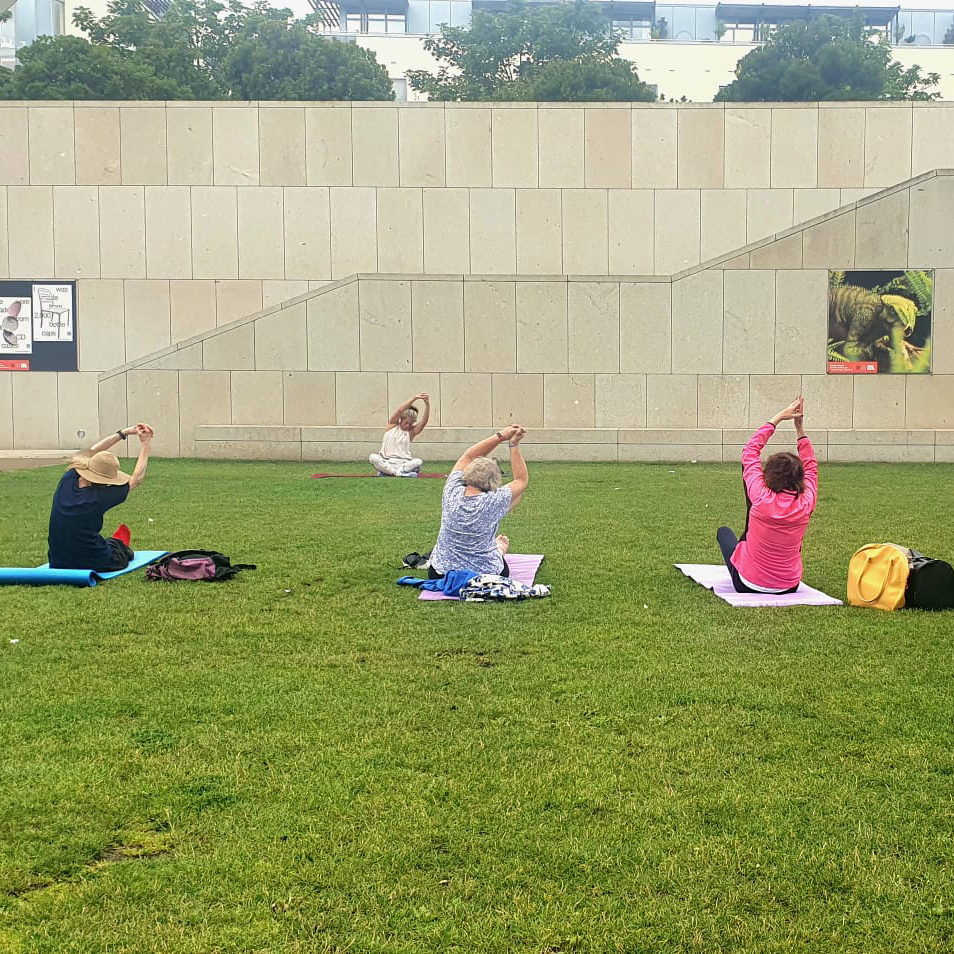 dlrSportsTeam's tweet photo. Week 2 of our Seated Yoga &amp; Wellbeing Programme. 
🧘‍♀️🧘
The weather stayed with us for a great session! 
Well done everyone! 👏 https://t.co/NqSGPJ9gso