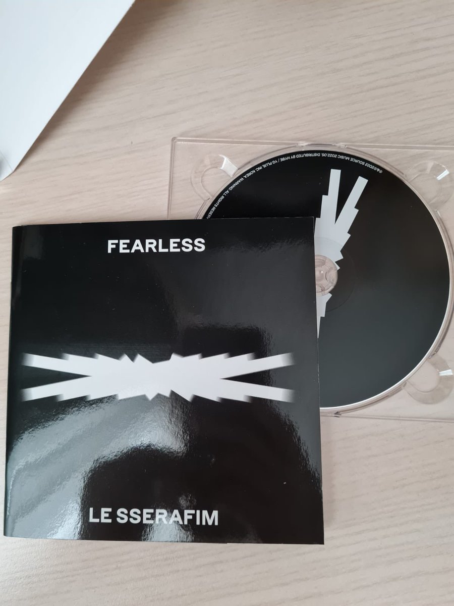 le sserafim fearless monochrome bouquet albüm satış - pcsiz tam içerik - 120 tl - bugün KESİN alıcılara indirim yaparım acil gitmesi gerek @LESSERAFIMSATIS @lesserafimsat @lesserafimtakas @ggtakassatis @kpopalbumsatis @IZONETAKAS