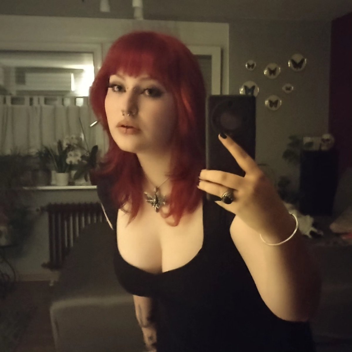 leute helft mir mal pls‼️‼️

kriege für jeden like, retweet oder kommentar geld für 24h
like = 1€
Retweet= 4€
Kommentar= 7€