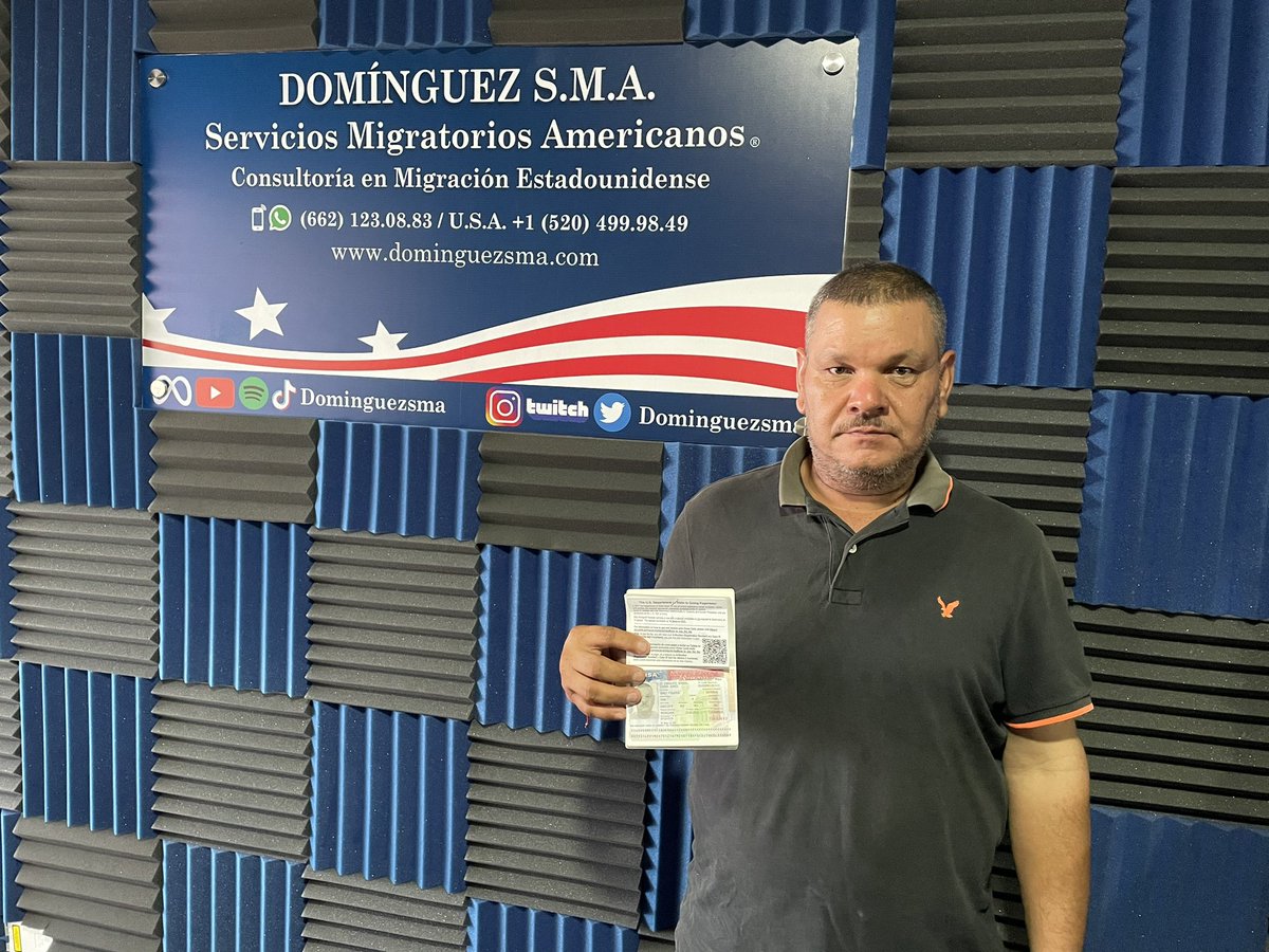 Queremos felicitar al Sr. Gomez Figueroa, quien después de 25 años, obtuvo su Visa de Inmigrante y con esto, su estatus como Residente Legal Permanente.

¡Muchas felicidades!
#residencialegalpermanente #USImmigration #legalpermanentresident  #greencard #domínguezsma #tarjetaverde